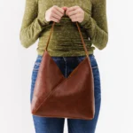 Leather Naomi Shoulder Bag